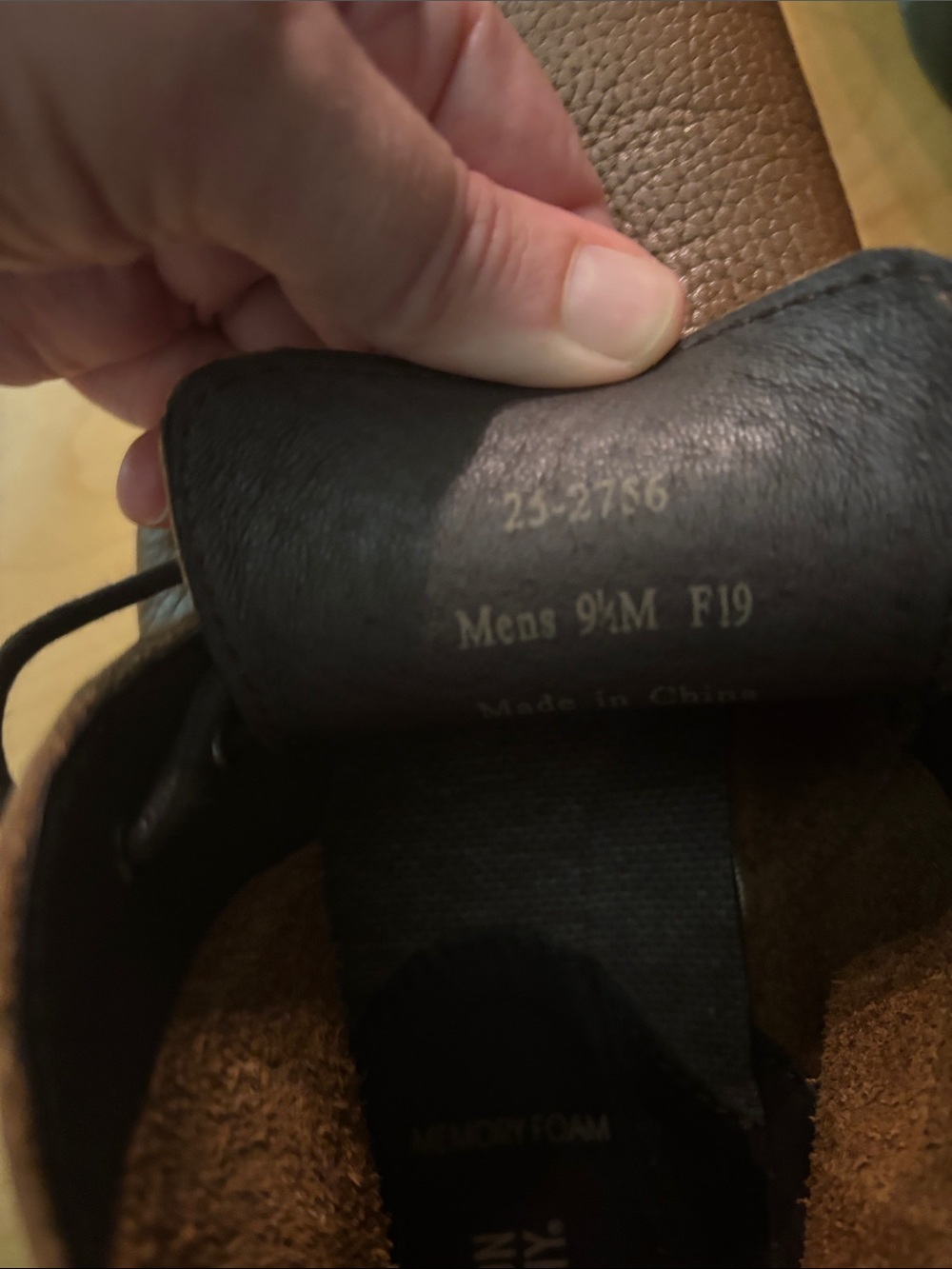 Johnston & Murphy Men's Brown Leather Chukka Boots - 9.5 - Picture 7 of 7